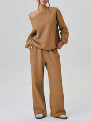 ✨Women's Off-Shoulder Long Sleeve Top & Wide-Leg Pants Set