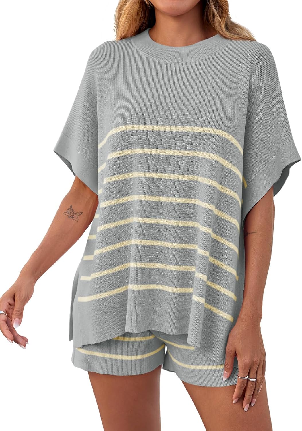 ⏰Hot Sale-Women's Striped 2-Piece Oversized Batwing Sleeve Short Sleeve Top and Shorts Set